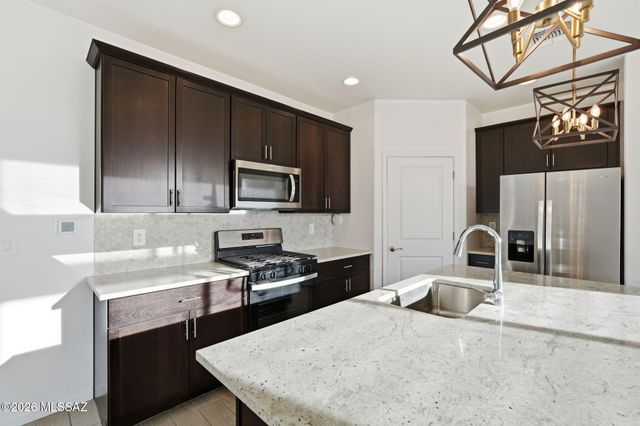 4722 E Julian Wash Drive, Tucson, AZ 85706