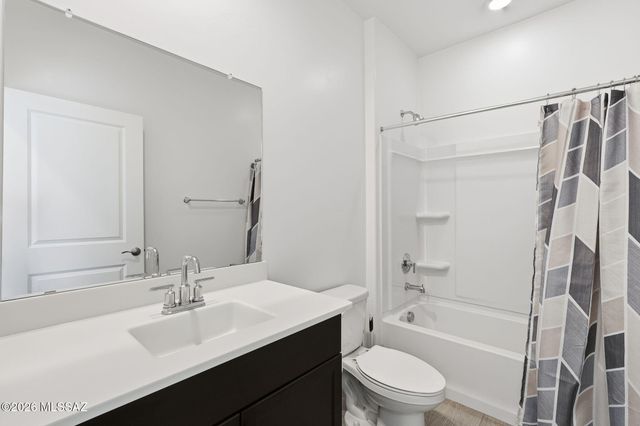 4722 E Julian Wash Drive, Tucson, AZ 85706