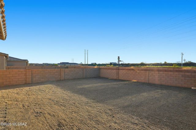 4722 E Julian Wash Drive, Tucson, AZ 85706