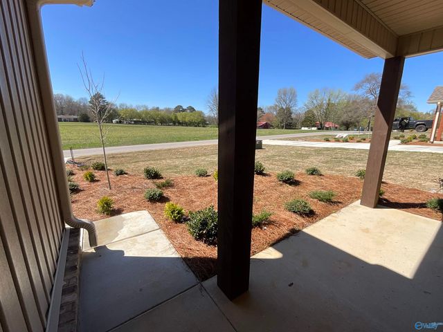 225 Deer Trail, Union Grove, AL 35175