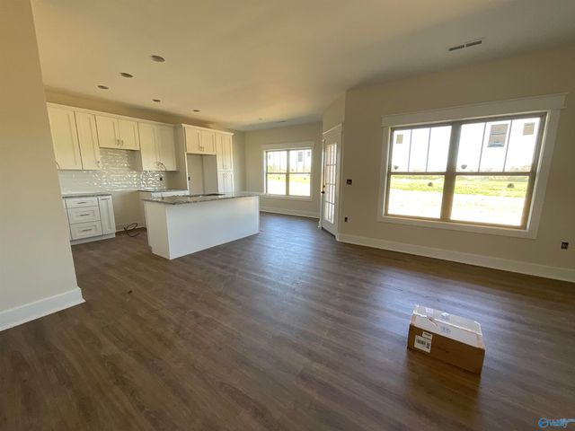 225 Deer Trail, Union Grove, AL 35175