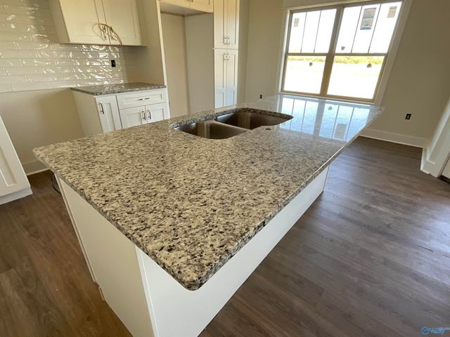 225 Deer Trail, Union Grove, AL 35175