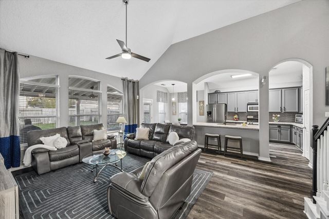5115 Redleaf Forest Lane, Katy, TX 77494