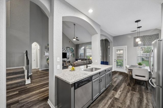 5115 Redleaf Forest Lane, Katy, TX 77494
