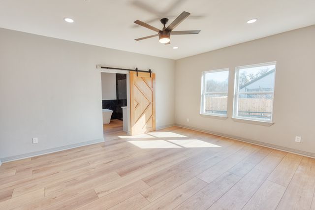 808 N Main Street, Tioga, TX 76233