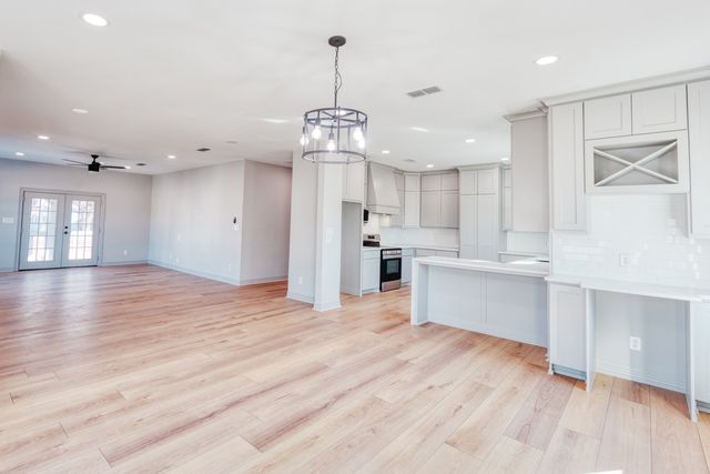 808 N Main Street, Tioga, TX 76233