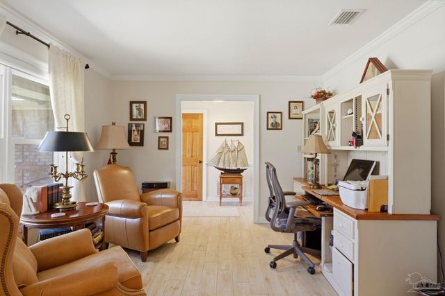 6550 Chardonnay, Pensacola, FL 32504