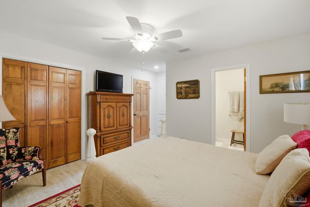 6550 Chardonnay, Pensacola, FL 32504