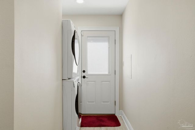 6550 Chardonnay, Pensacola, FL 32504