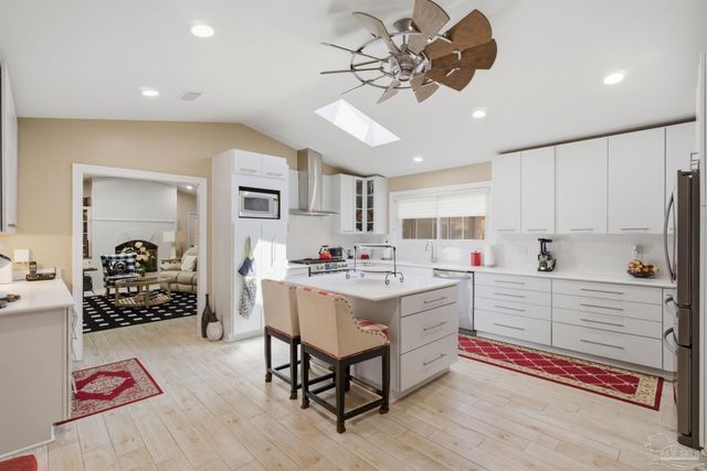 6550 Chardonnay, Pensacola, FL 32504