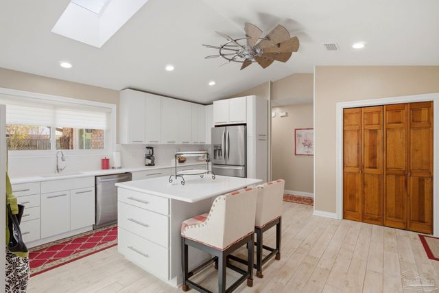 6550 Chardonnay, Pensacola, FL 32504