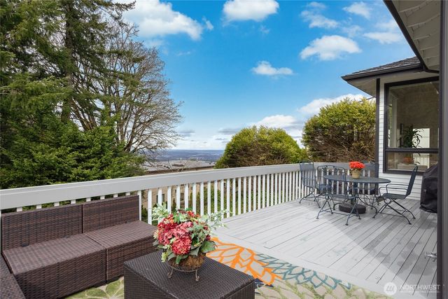 5403 154th Avenue SE, Bellevue, WA 98006