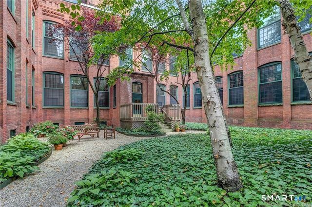 25 Grand Street APT 165, Norwalk, CT 06851