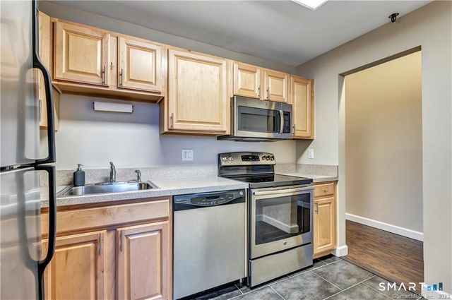 25 Grand Street APT 165, Norwalk, CT 06851