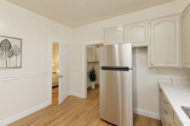 716 716 39Th St, Oakland, CA 94609