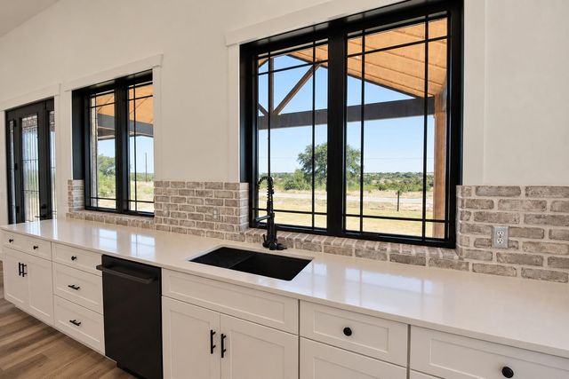 301 Serenity DR, Bertram, TX 78605