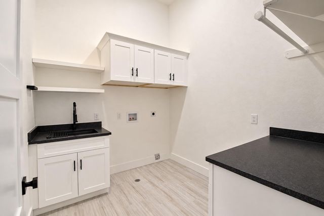 301 Serenity DR, Bertram, TX 78605
