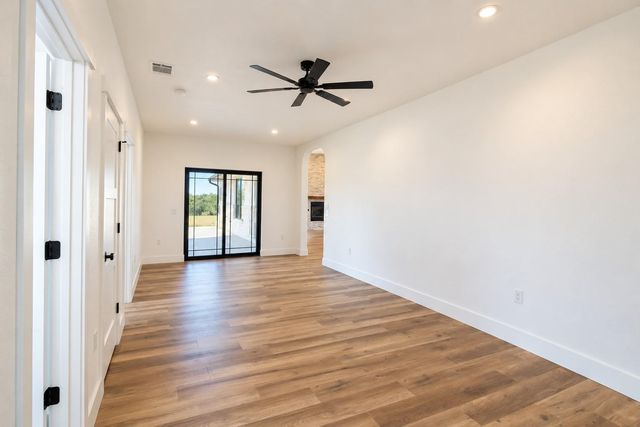 301 Serenity DR, Bertram, TX 78605