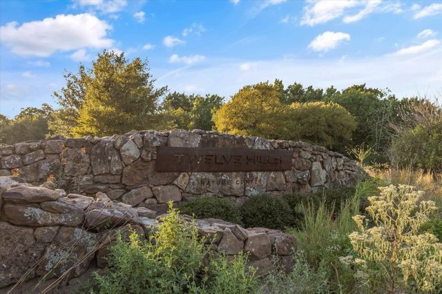 608 Aspen Valley Lane, Dallas, TX 75208