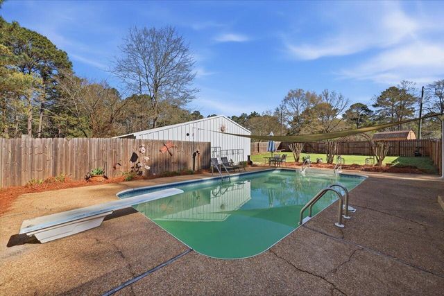 701 Mangum Ave., Mendenhall, MS 39114