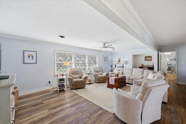 701 Mangum Ave., Mendenhall, MS 39114