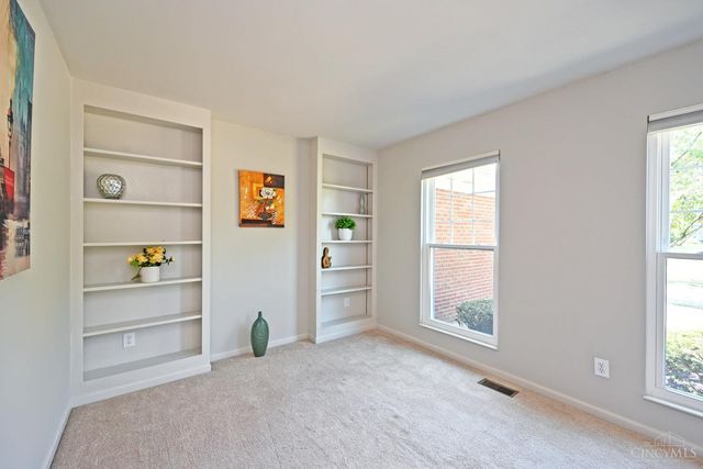 7858 Yellowwood Drive, Mason, OH 45040