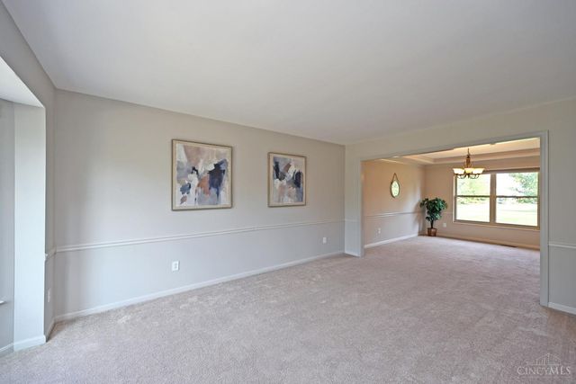 7858 Yellowwood Drive, Mason, OH 45040