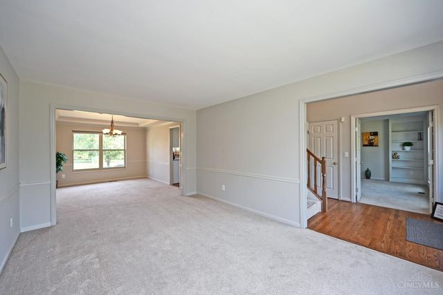 7858 Yellowwood Drive, Mason, OH 45040