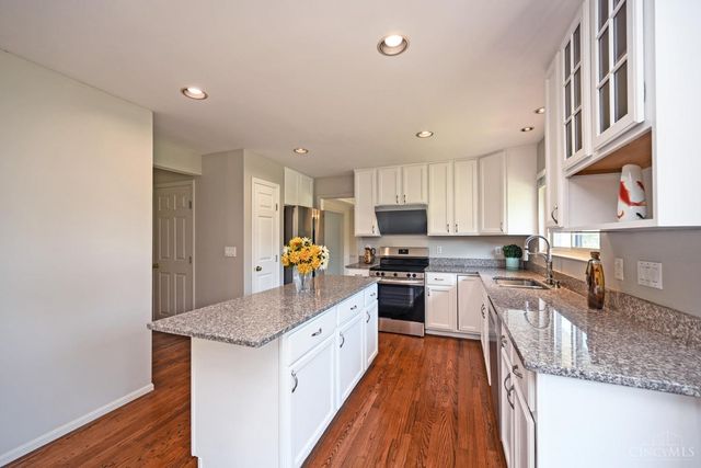 7858 Yellowwood Drive, Mason, OH 45040