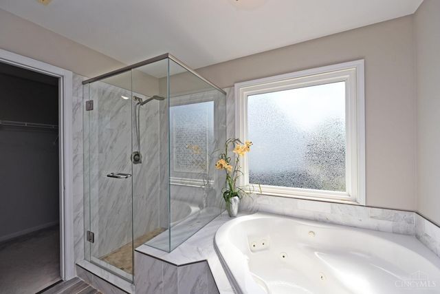 7858 Yellowwood Drive, Mason, OH 45040