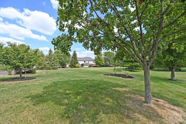 7858 Yellowwood Drive, Mason, OH 45040