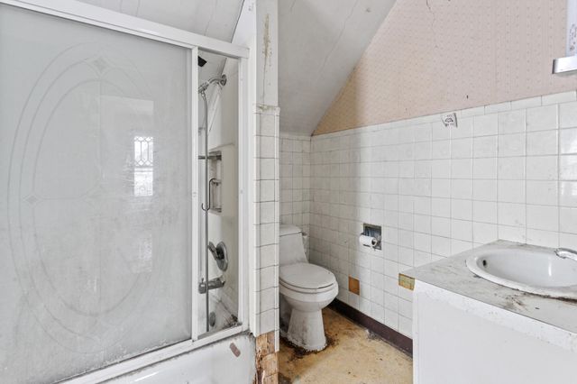 3100 E 24th Street, Minneapolis, MN 55406