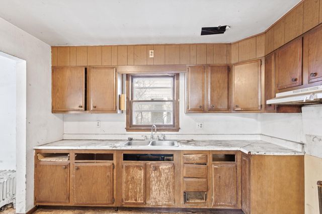 3100 E 24th Street, Minneapolis, MN 55406