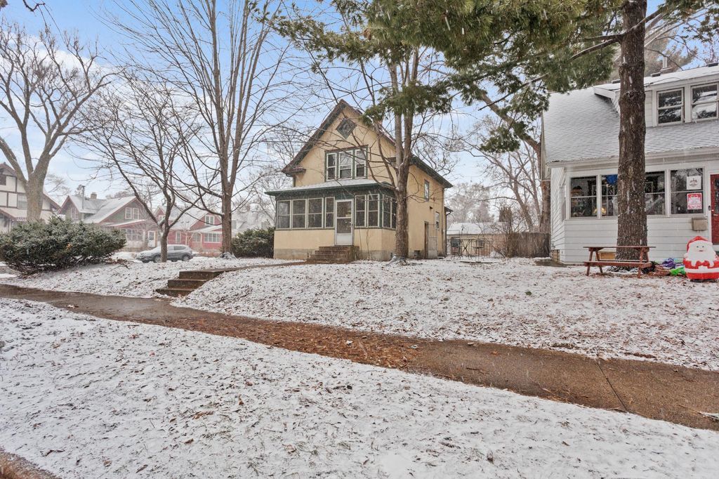 3100 E 24th Street, Minneapolis, MN 55406