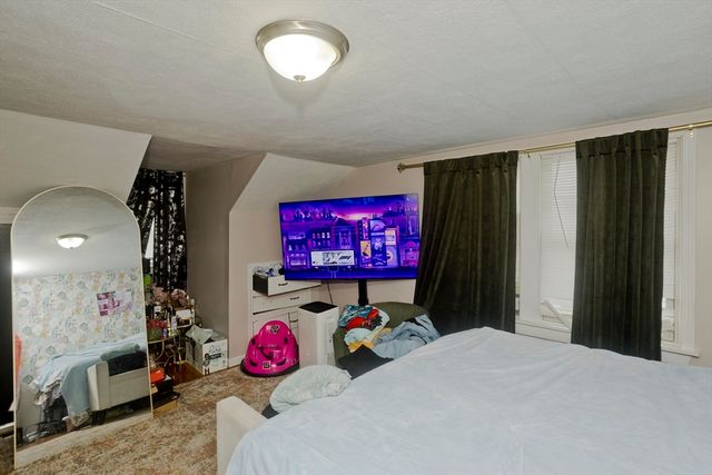 35 Merrimac Ave, Springfield, MA 01105