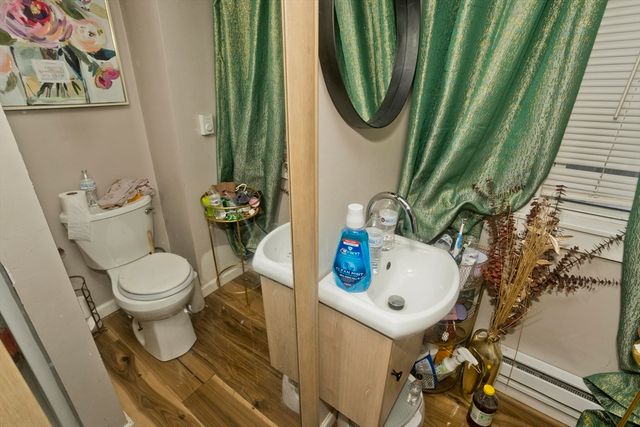 35 Merrimac Ave, Springfield, MA 01105