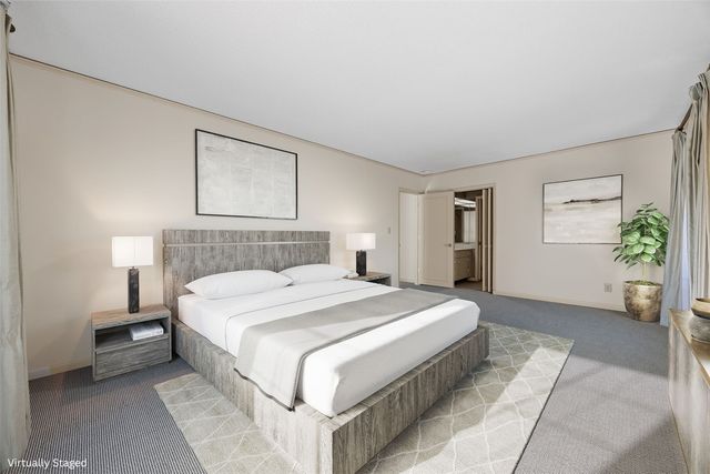 130 Thompson Dr SE 210, Cedar Rapids, IA 52403