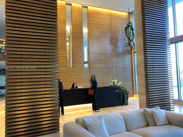 16385 Biscayne Blvd 1417, North Miami Beach, FL 33160