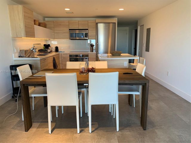 16385 Biscayne Blvd 1417, North Miami Beach, FL 33160