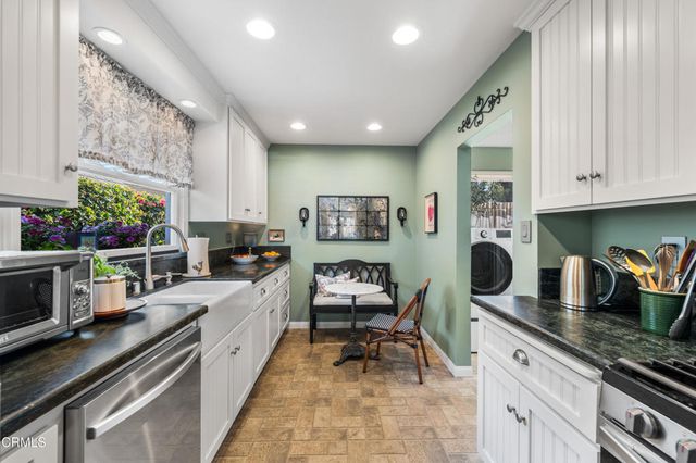 5559 Robinhood Avenue, Temple City, CA 91780