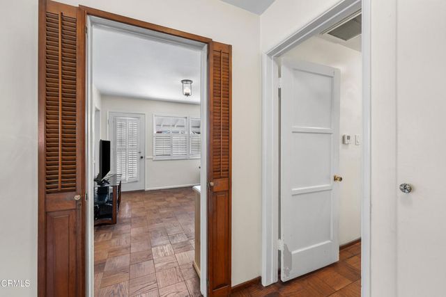 5559 Robinhood Avenue, Temple City, CA 91780