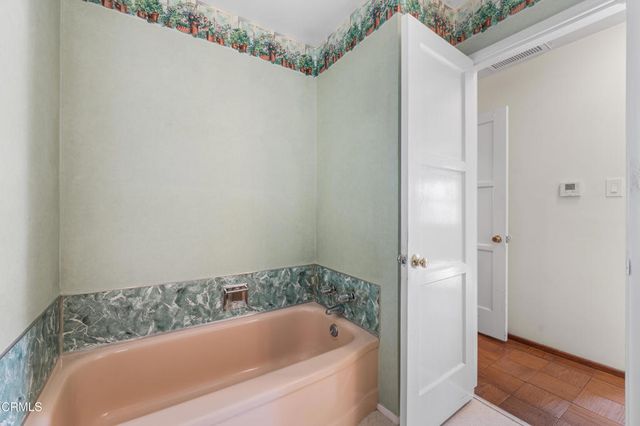 5559 Robinhood Avenue, Temple City, CA 91780
