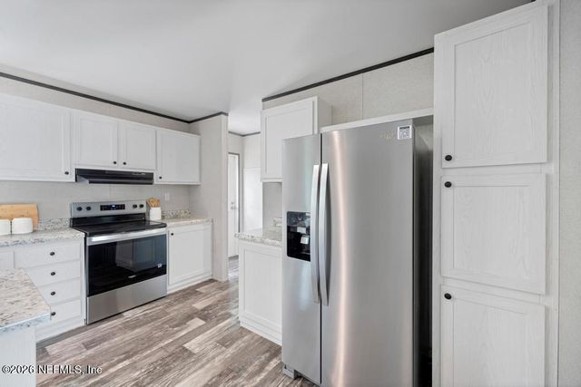 2004 BLUE KNOLL Road, Middleburg, FL 32068