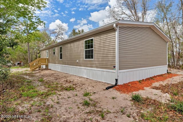 2004 BLUE KNOLL Road, Middleburg, FL 32068