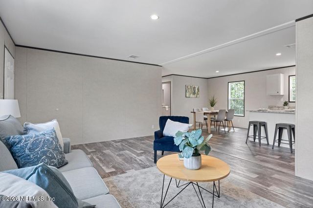 2004 BLUE KNOLL Road, Middleburg, FL 32068