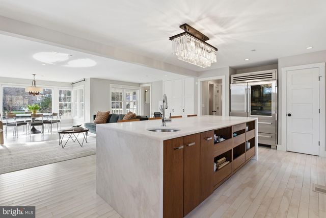 8 STEWART AVE, Annapolis, MD 21401