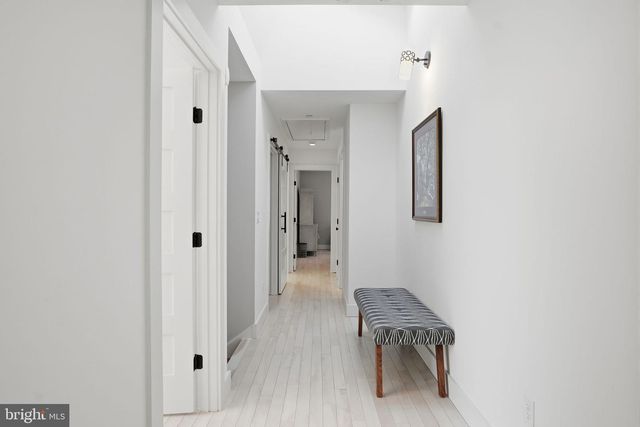 8 STEWART AVE, Annapolis, MD 21401