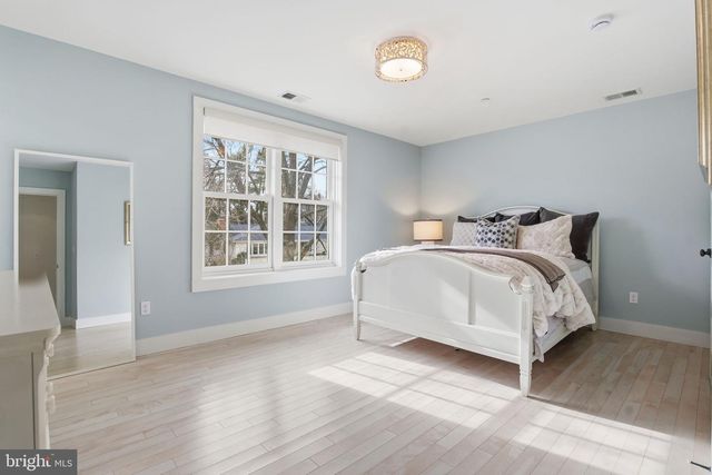 8 STEWART AVE, Annapolis, MD 21401