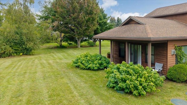 13 Country Club Estates, Swanton, VT 05488