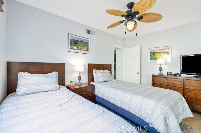 77116 Pauma Valley Way, Palm Desert, CA 92211